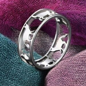 MODCLOTH SILVER ALLOY CATS RING(1) SZ 8